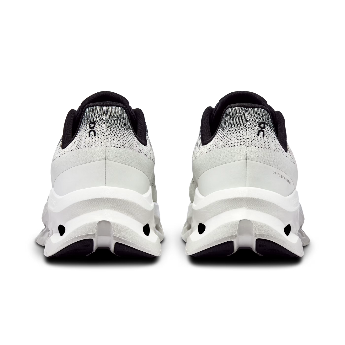 Cloudtilt - Black | Ivory